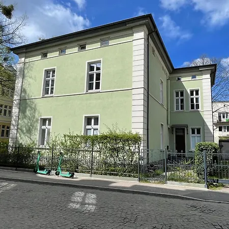 Apartament Home3city Sloneczne Poddasze *